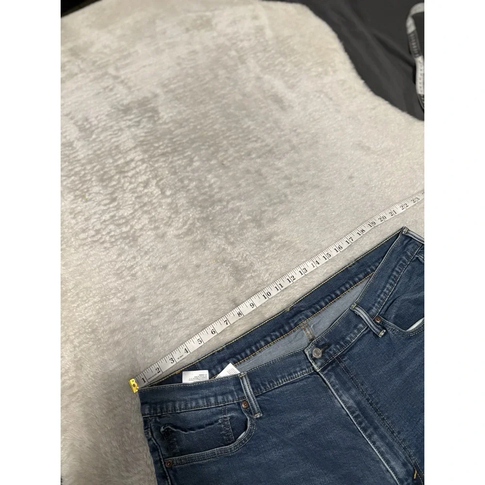 Levis used look